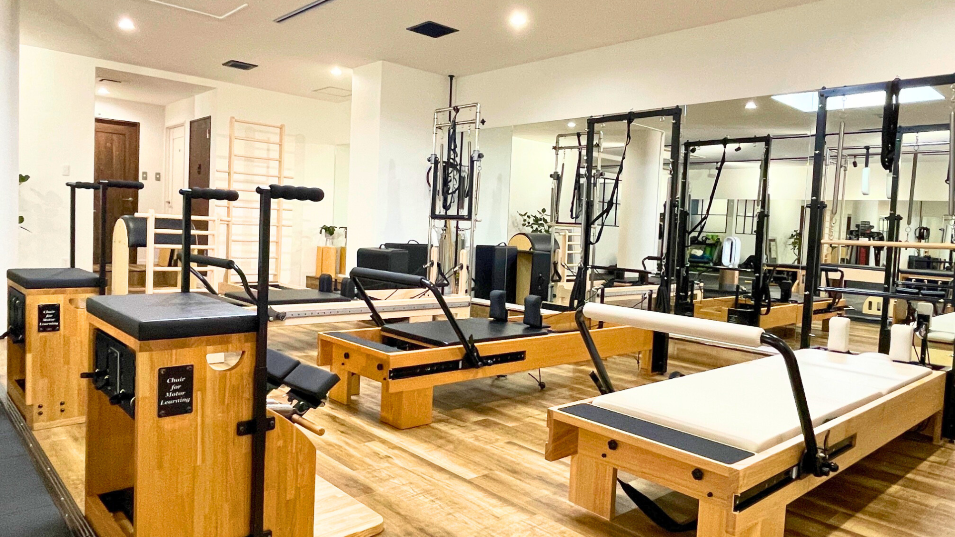 Pilates Machine Factory Japan 国産ピラティスマシン